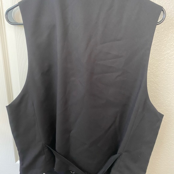 New Tommy Hilfiger Vest Medium - Picture 3 of 6